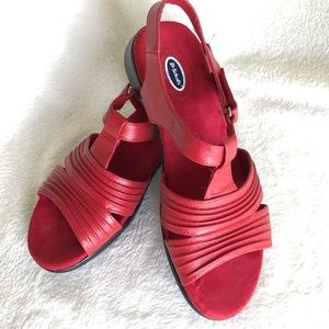 Dr Scholls Women’s Red Leather strap Sandal 8.5 M